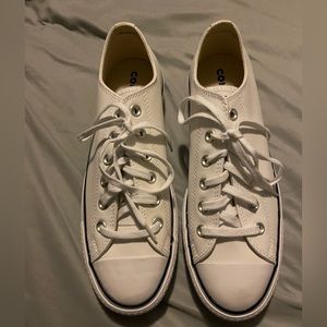 Pair of Converse Platform - white leather